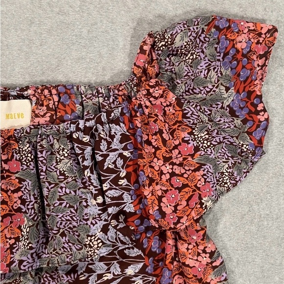 Anthropologie Maeve Vallita
Off Shoulder Ruffle Top
Burgundy Floral Sz Small EUC - Picture 3 of 6